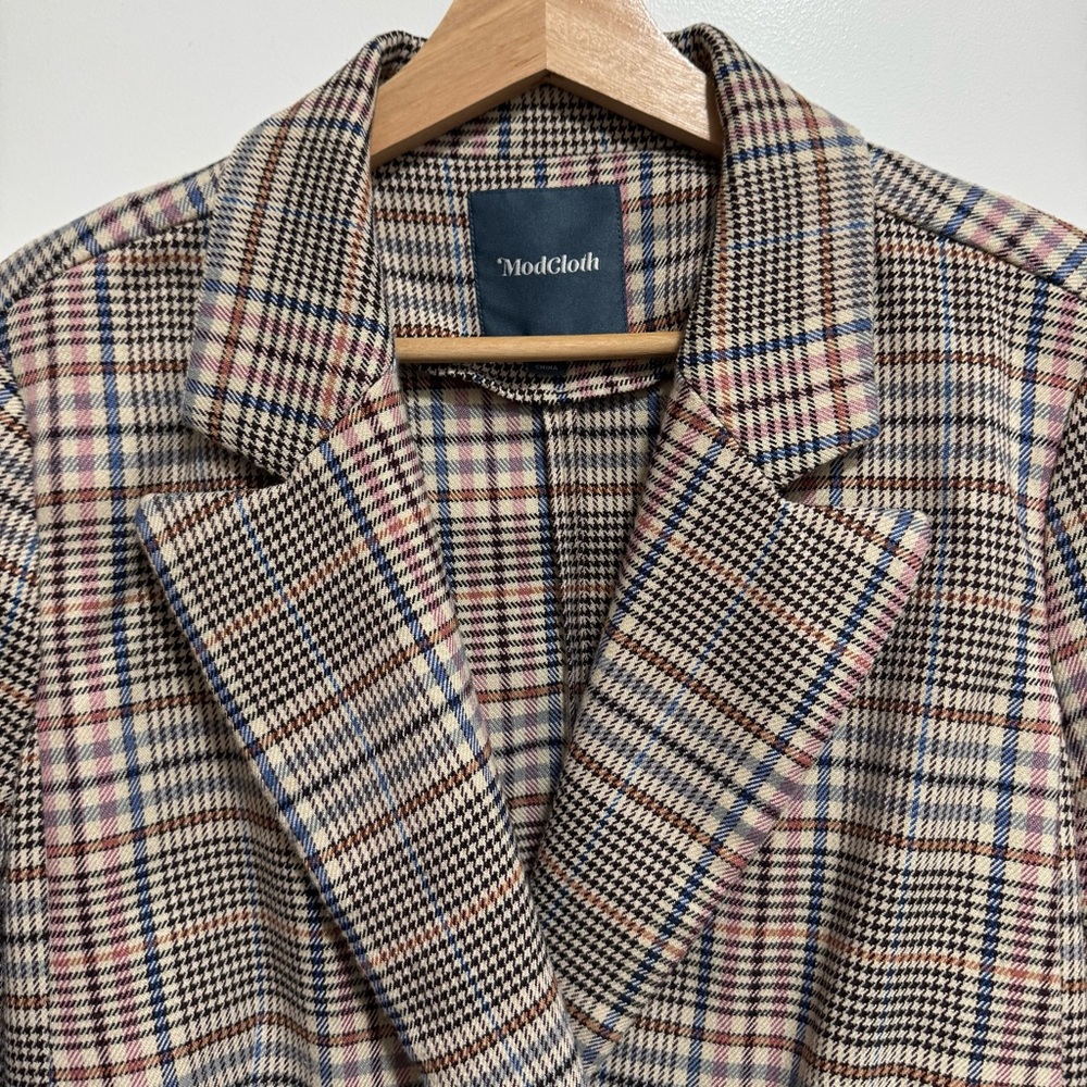 ModCloth Glen Plaid Double Breasted Blazer - Picture 3 of 14